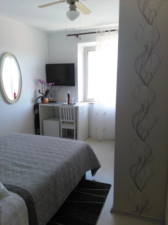 Rooms Katica كورتْشولا المظهر الخارجي الصورة